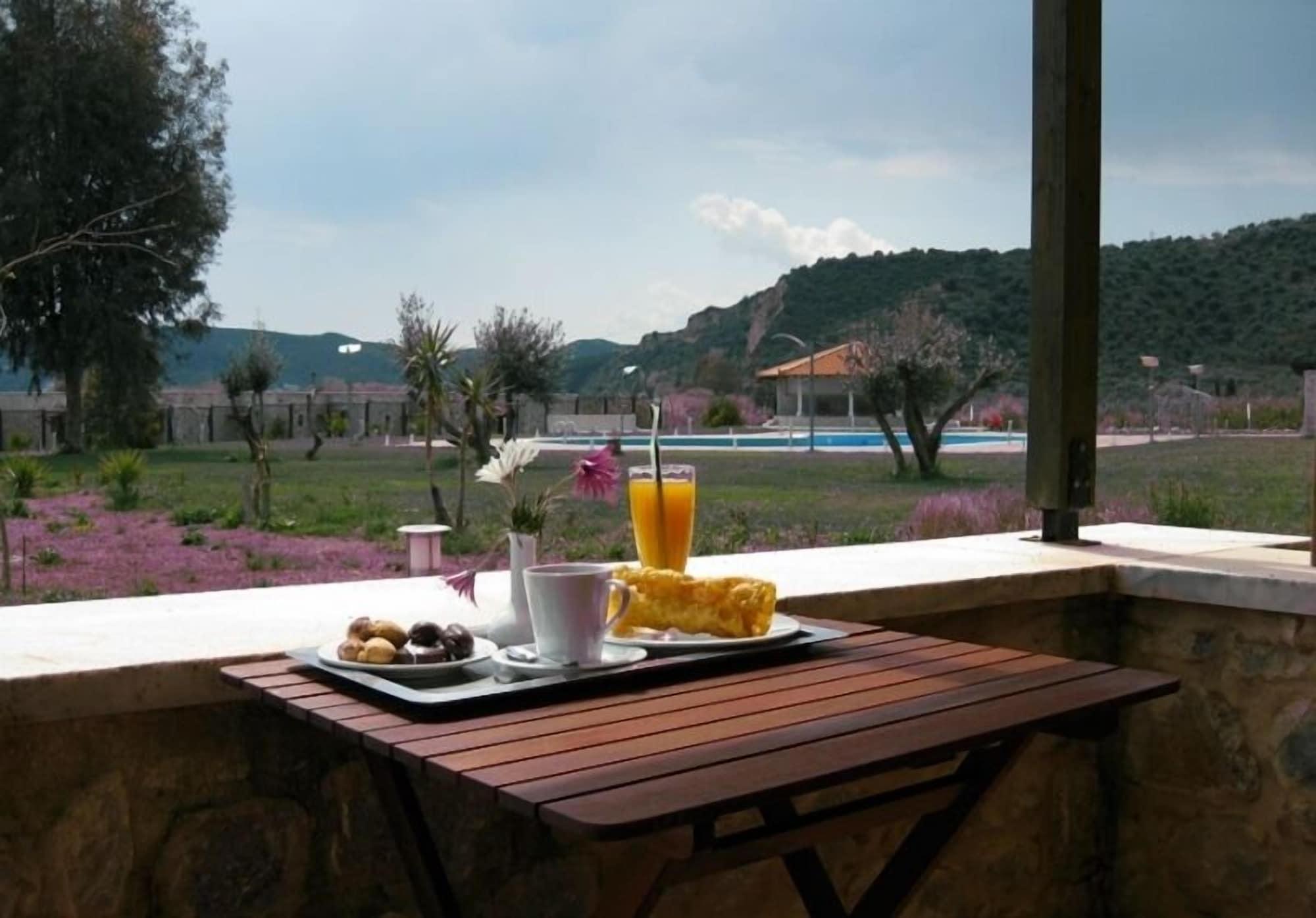 Aktaion Resort Gythio Extérieur photo