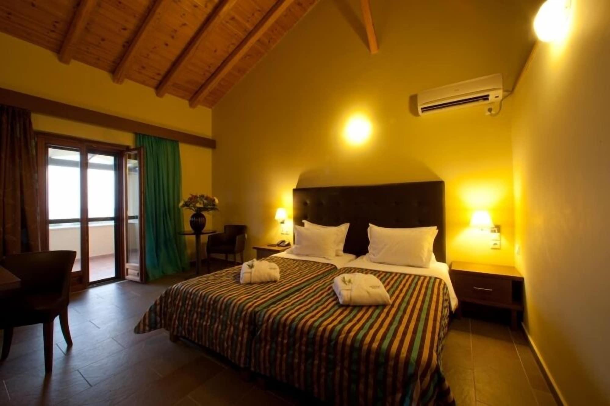Aktaion Resort Gythio Extérieur photo