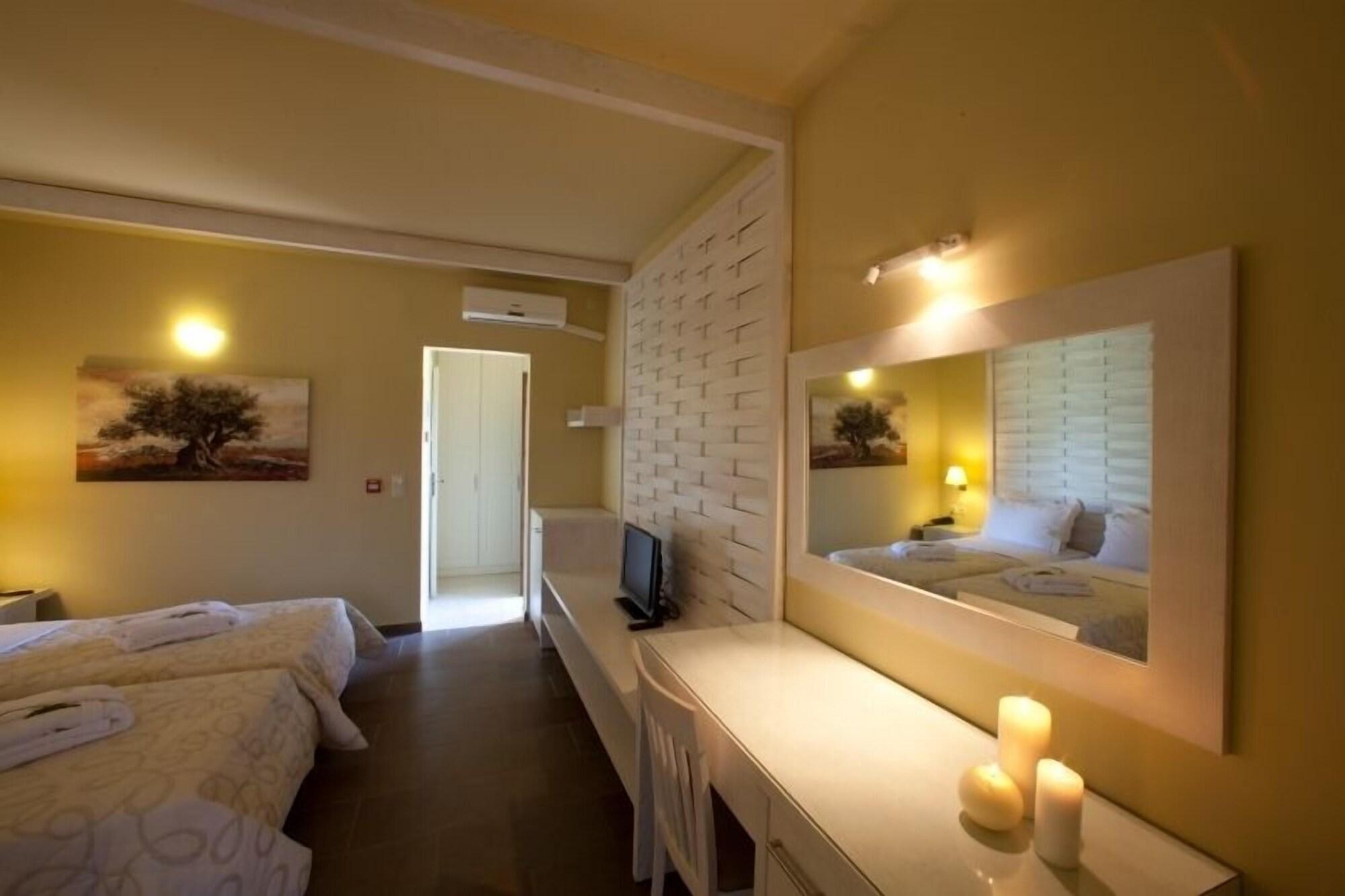 Aktaion Resort Gythio Extérieur photo